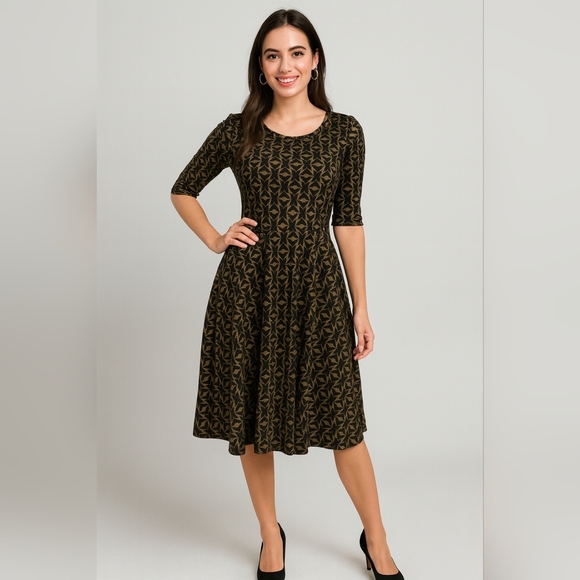 Lularoe Nicole dress size small EUC - Picture 1 of 3